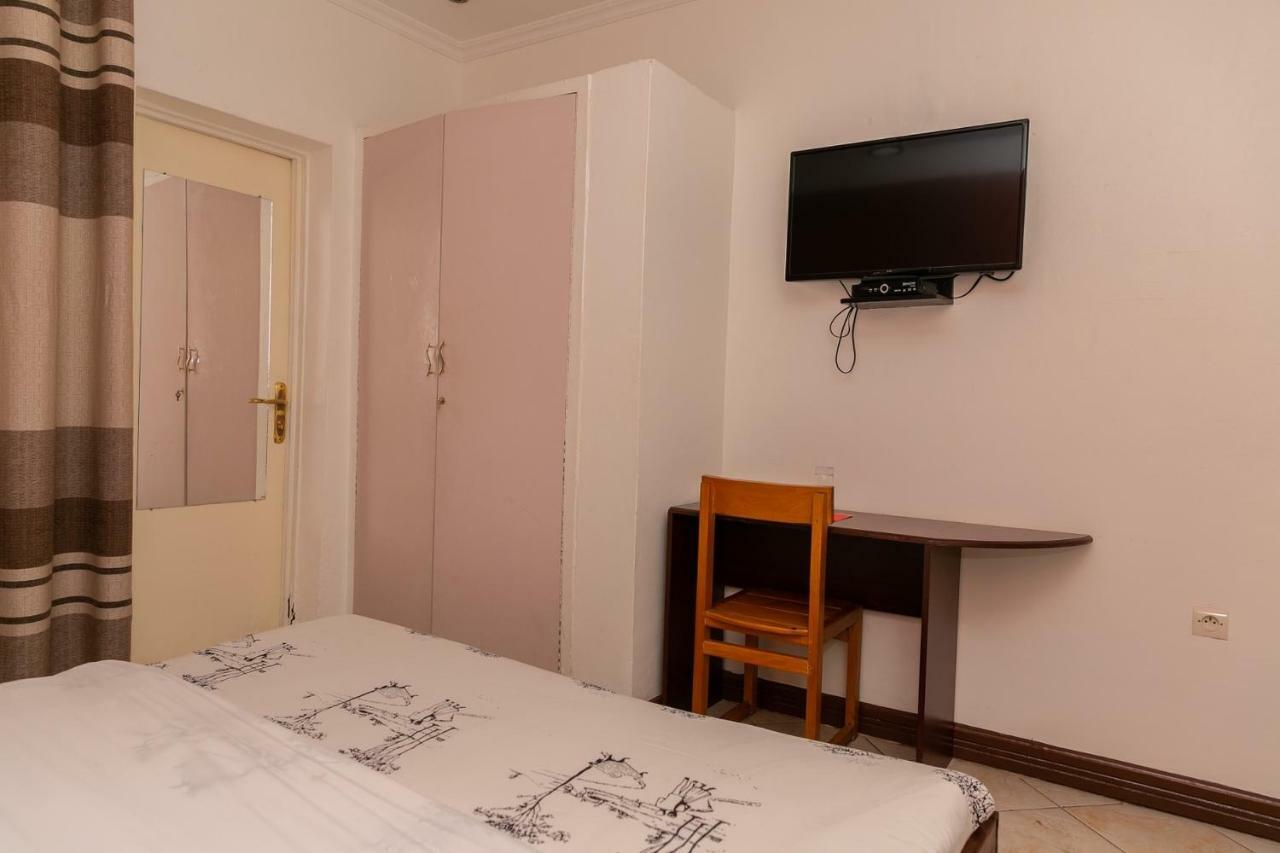 Perle Boutique Hotel Kigali Exterior photo